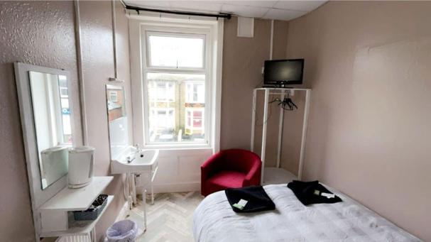 The Merlin Hotel Blackpool Bagian luar foto
