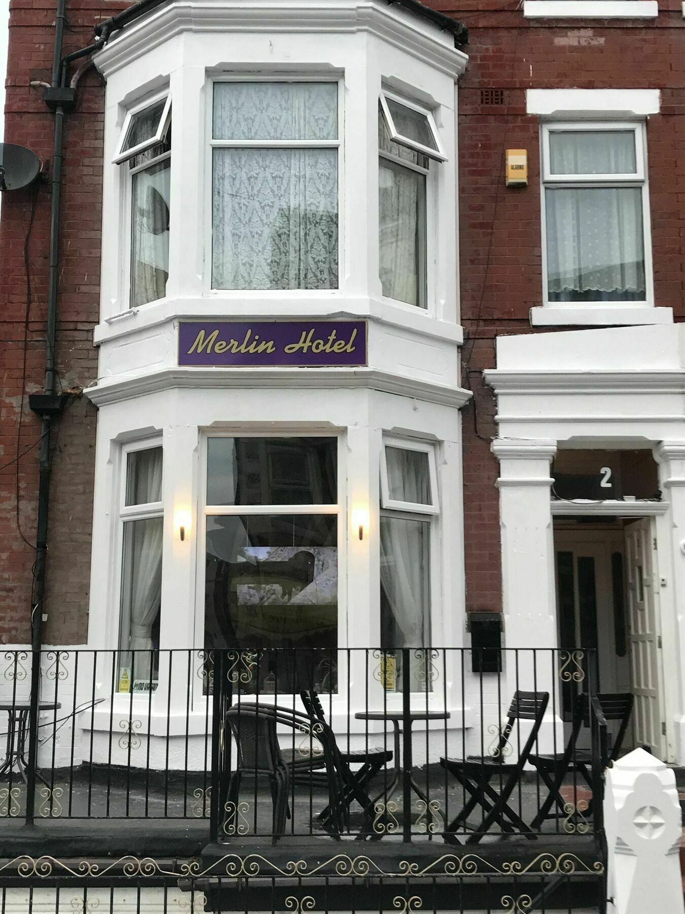 The Merlin Hotel Blackpool Bagian luar foto