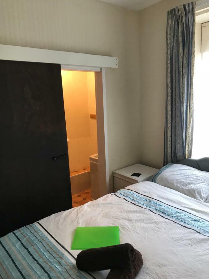 The Merlin Hotel Blackpool Bagian luar foto